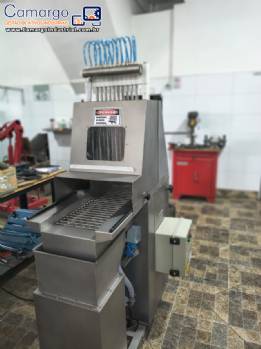 Injetora de temperos salmoura autom�tica para carnes e embutidos Suhner AG 40 agulhas