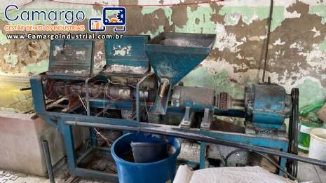 Linha de reciclagem produ��o sacola