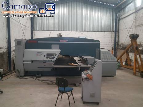Puncionadeira hidr�ulica CNC para chapas met�licas Durma 22 toneladas