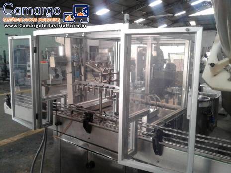 Enchedora autom�tica com 7 pist�es