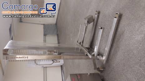 Tombador empilhadeira gira tambor manual em a�o inox Compact L320 GT