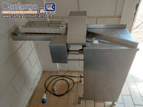 Amarradeira de lingui�a em inox Perini 500 kg por hora