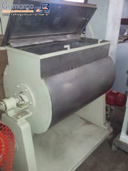 Misturador industrial de pás 150L em inox