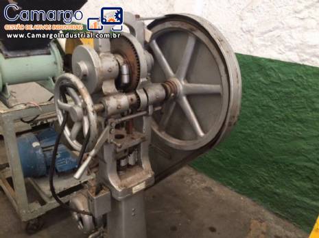 Compressora de comprimidos Neuberger Compressora de comprimidos Neuberger