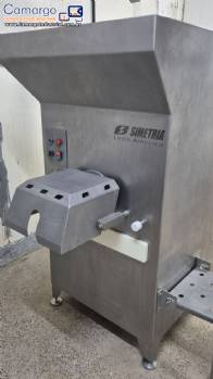 Moedor de carnes Simetria e esteira transportadora Moedor de carnes Simetria e esteira transportadora