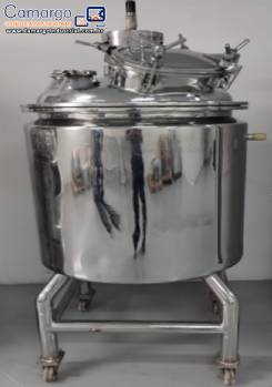 Tanque reator em aço inox e agitação 200 L Tanque reator em aço inox e agitação 200 L